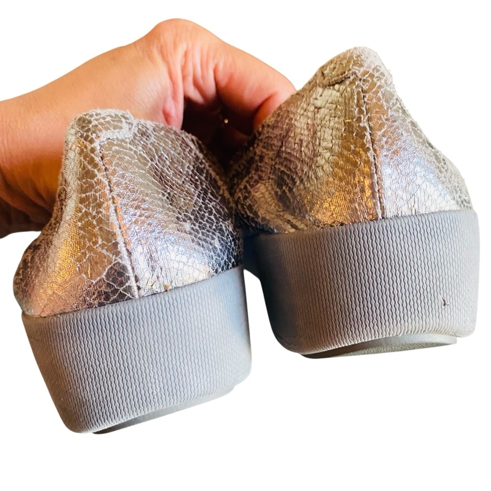 FitFlop | Silver Metallic Superbendy Ballet Flats - Picture 3 of 9
